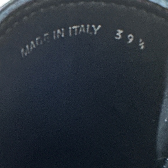 Prada Donna boot - Picture 5 of 13